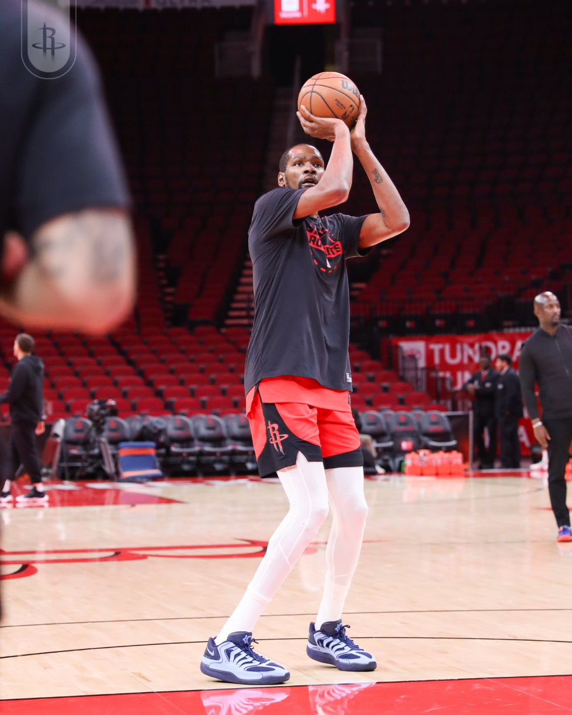 世界杯手机直播-杜兰特28+10火箭战胜公牛结束3连败，申京23+7+11汤普森23分