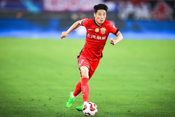 世界杯直播下载-缺中锋的海港，跟少边锋的申花，哪一个更强？