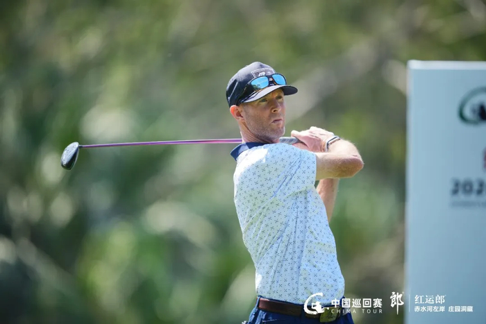 世界杯高清观看-红运郎·2026广东公开赛首轮战罢,刘悦携手伯顿·杰弗里-4杆并列领先|彭博|张蕙麟|刘晏玮|黄梓杰|马特_新浪体育_新浪新闻
