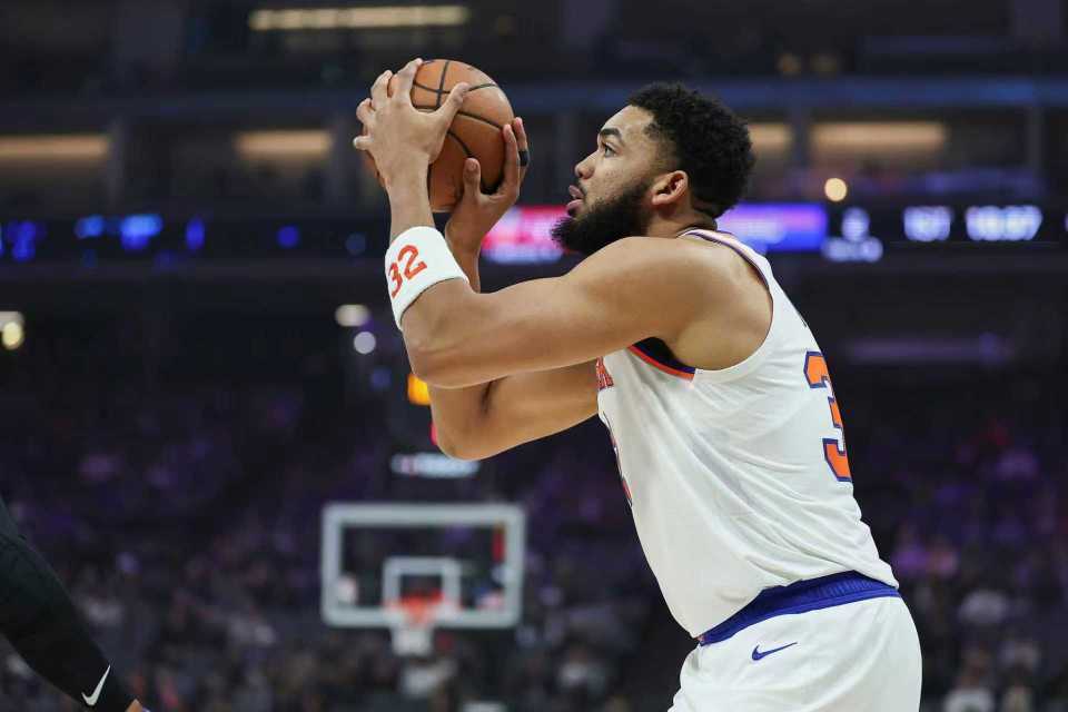 世界杯官方直播平台-布伦森伤退尼克斯爆冷负3人20+国王 德罗赞总分超加内特威少两双