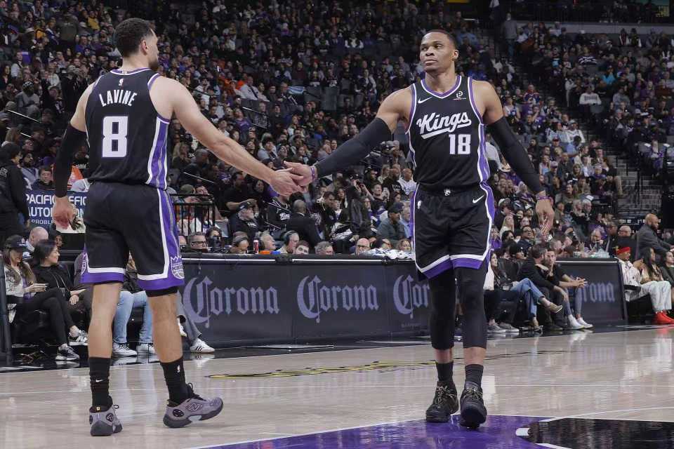 世界杯官方直播平台-布伦森伤退尼克斯爆冷负3人20+国王 德罗赞总分超加内特威少两双