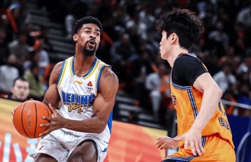 世界杯直播下载-输上海发布会!许利民赞翟晓川,回应伤情情况,贝利强调阵容不整