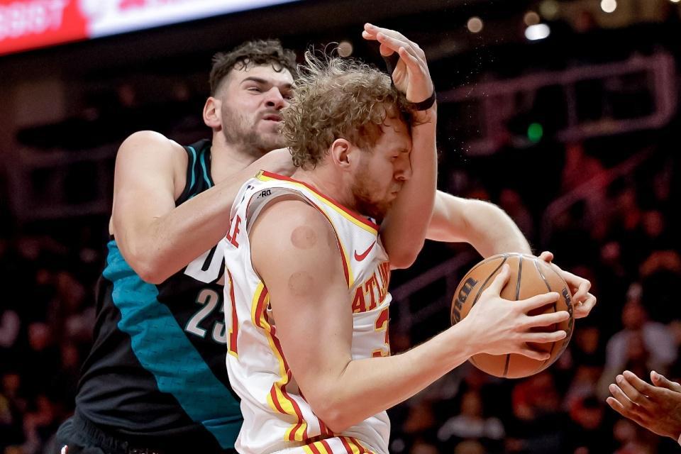 世界杯手机直播-杨瀚森0+1+1!开拓者狂输老鹰34分 库明加20+7加盟全胜