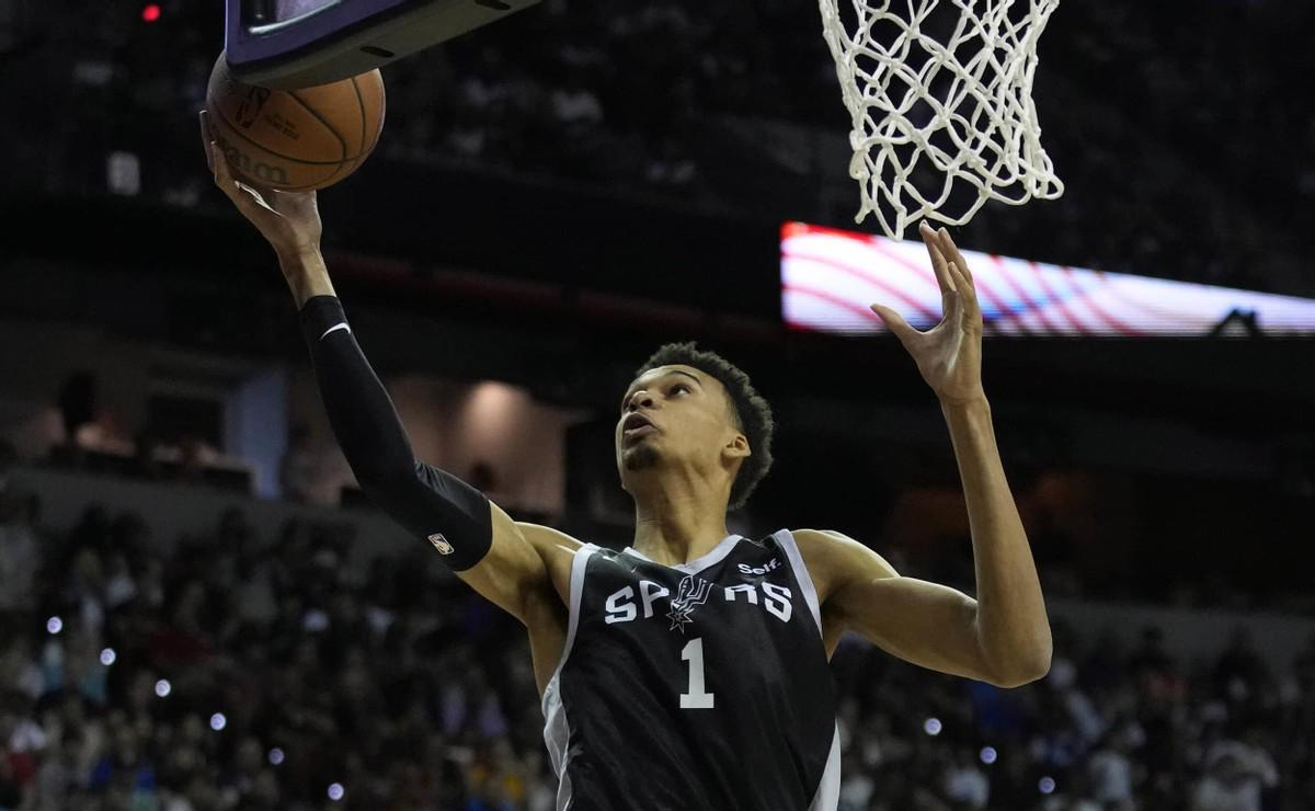 新时代到来!三大00后球员,已经进入MVP前十,未来的NBA门面!