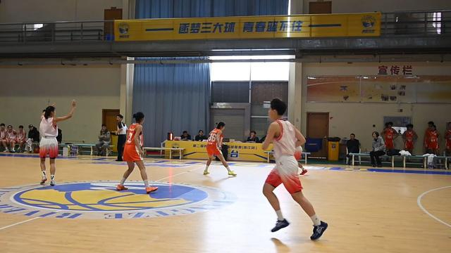世界杯直播下载-第二届长三角青少年篮球联赛（浙江站）在湖州圆满收官|浙江队|篮球队|冠军|赛场|女篮_新浪体育_新浪新闻